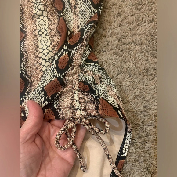 Kona Sol Animal Print Snake One Piece Bathing Suit NEW size Medium - Picture 6 of 7